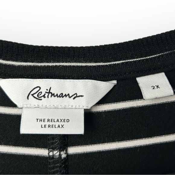 Reitmans The Relaxed Black n White Stripes Top 2X - Picture 4 of 5